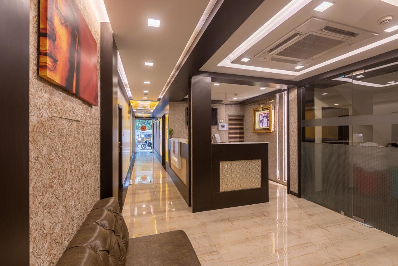 Bells Grand Inn Τσενάι Εξωτερικό φωτογραφία